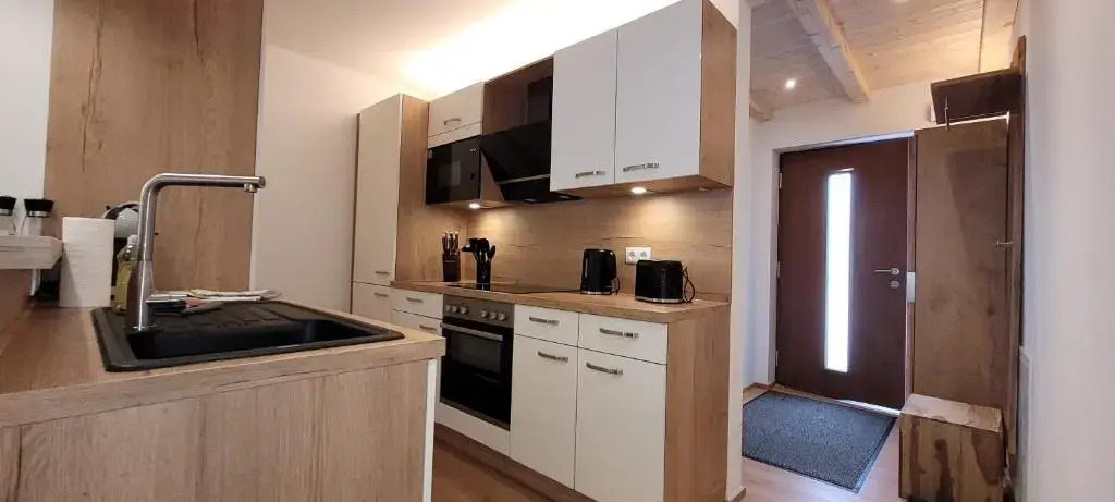 Hochalmbahnen Chalets 20W1, Alpenveilchen, nahe Gondel, Hunde willkommen