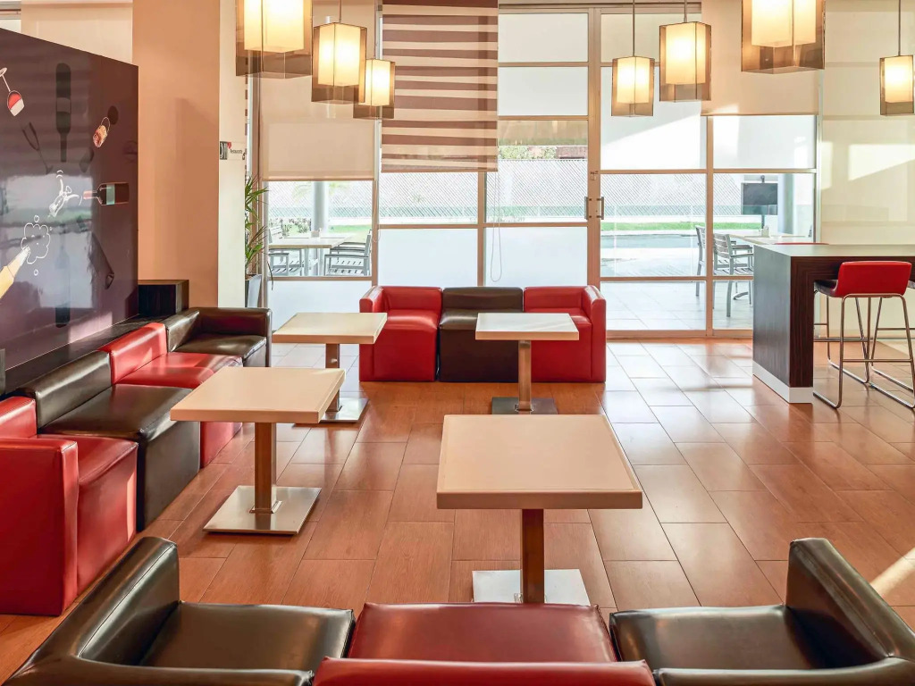 Ibis Merida