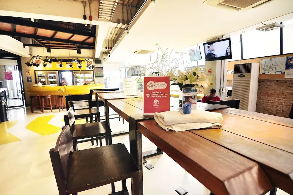 ZEN Hostel Decho Road