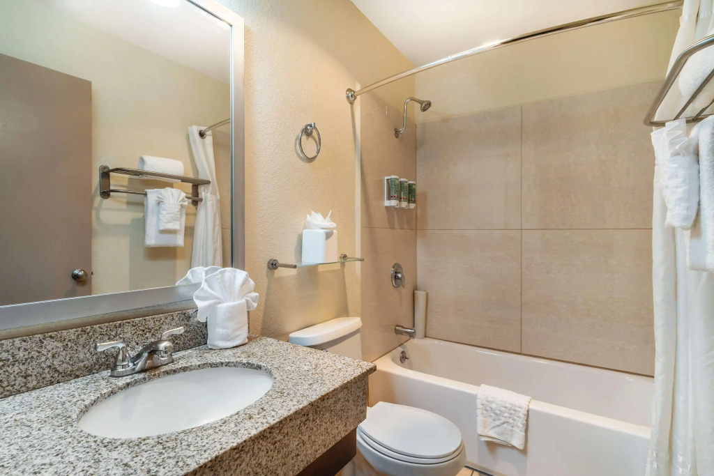 Best Western John Muir Inn