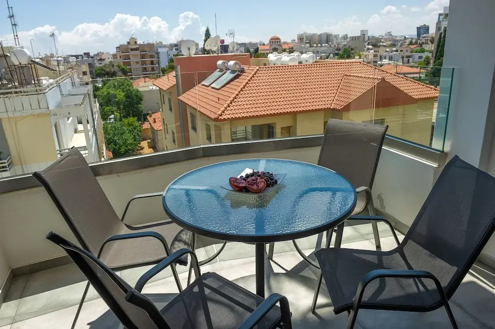 Levanco City Sea Business Suite