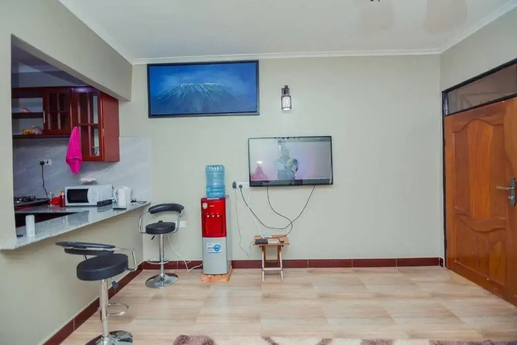 Stunning 2-bed Apartment in Moshi Town