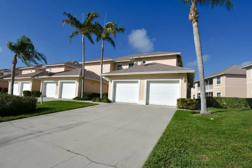 Tallwood Condo #64273 2 Bedrooms 2 Bathrooms Townhouse