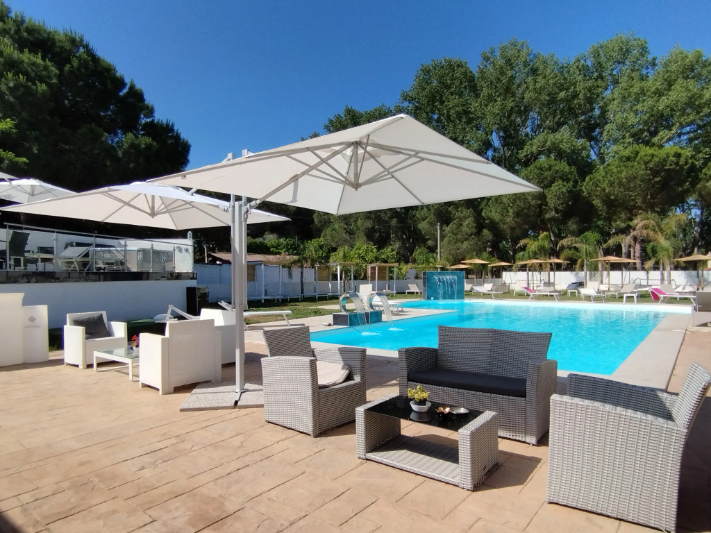 HOTEL CRISTALLO PAESTUM