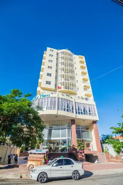 Spring Hotel