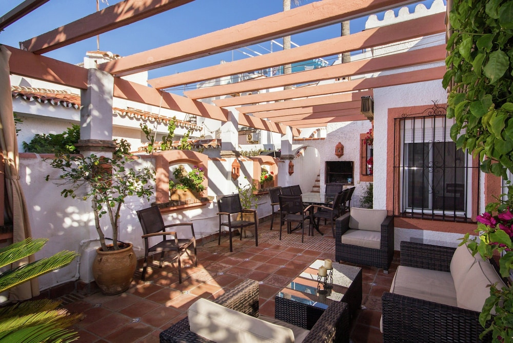 Charming Holiday Home Near Seabeach in La Cala de Mijas With Private Terrace