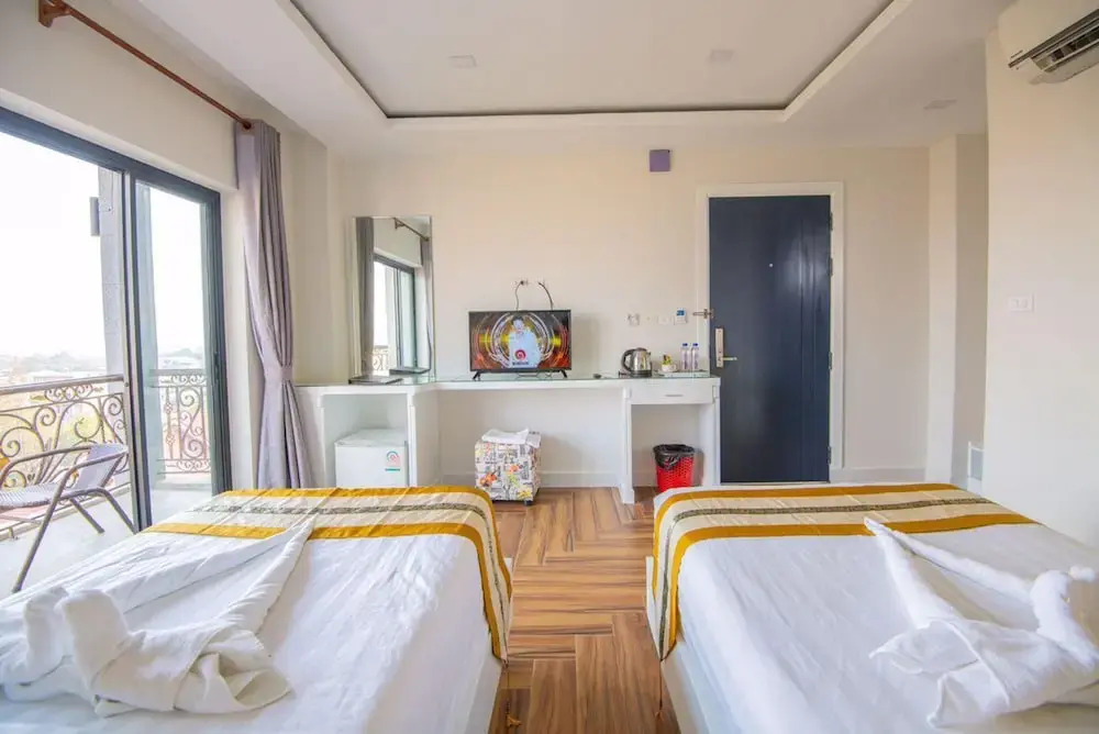 Hak Huot Hotel I