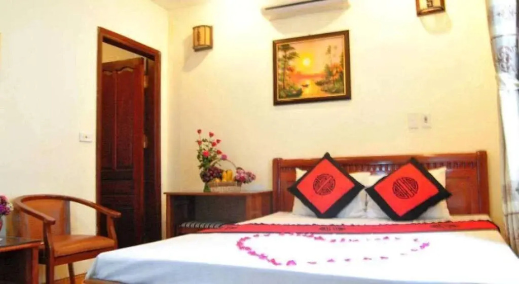 Hanoi Rose Flower Hotel