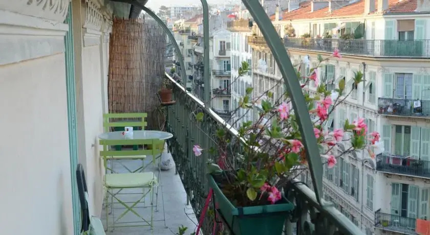 Sweet home