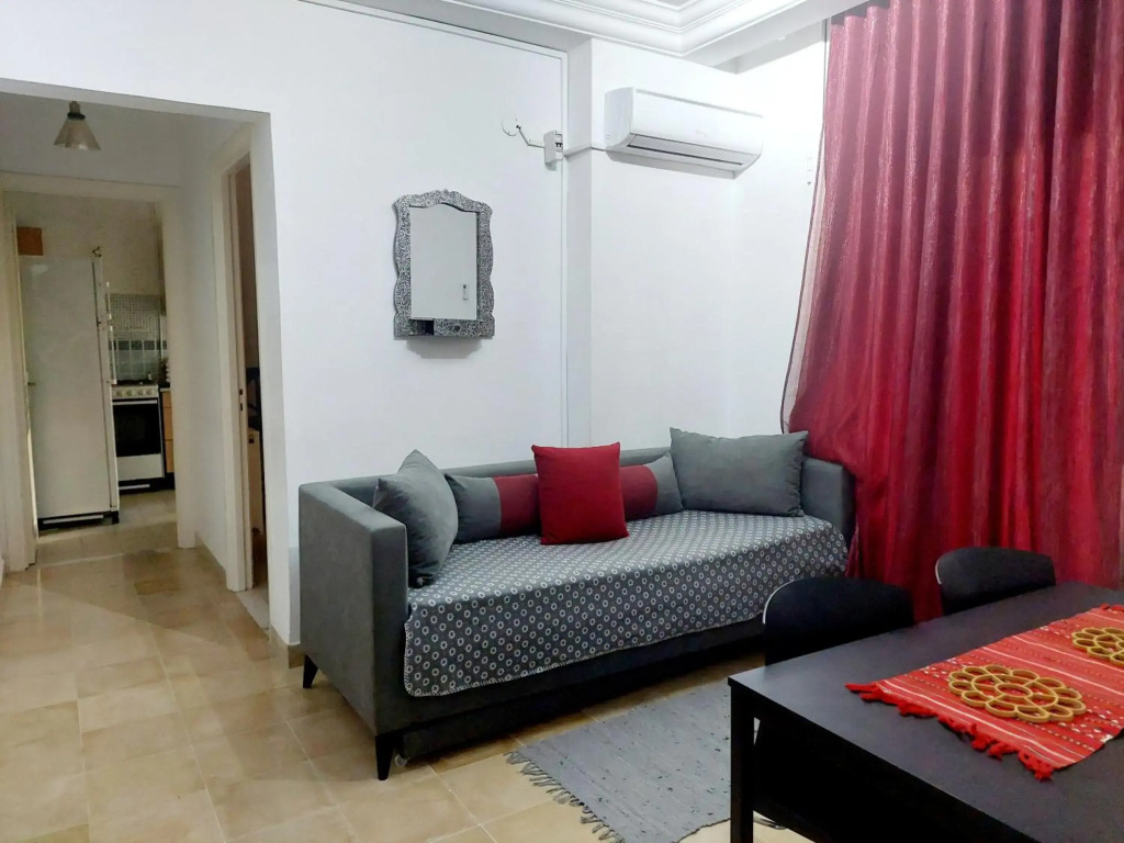 El Aouina: Superbe appartement S+1 en résidence