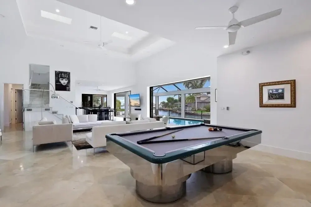 Buttercup Ct. 92, Marco Island Vacation Rental 3 Bedroom Home by Redawning