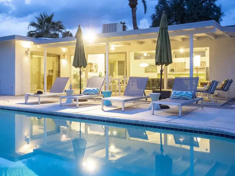 Jet Set Modern