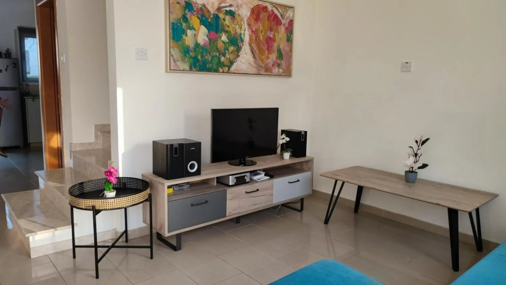 Lovely holiday home,Kapparis,2 swimming pools,Wifi