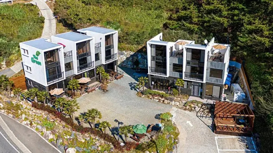 Geojae The Green Spa Pension
