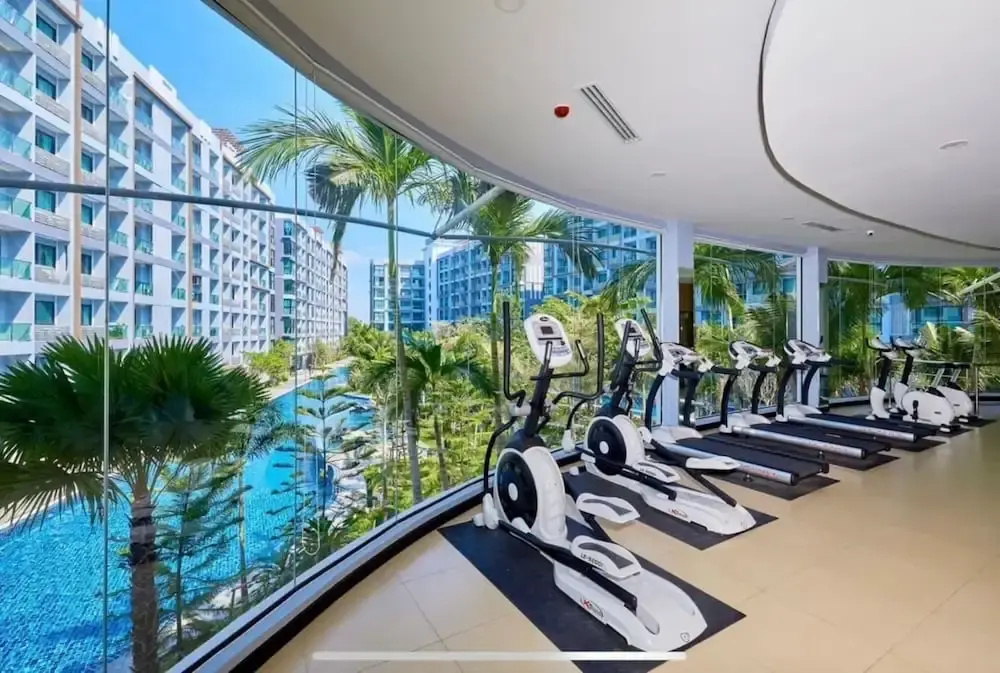 Jomtien Dusit Park Family Holiday Apartment