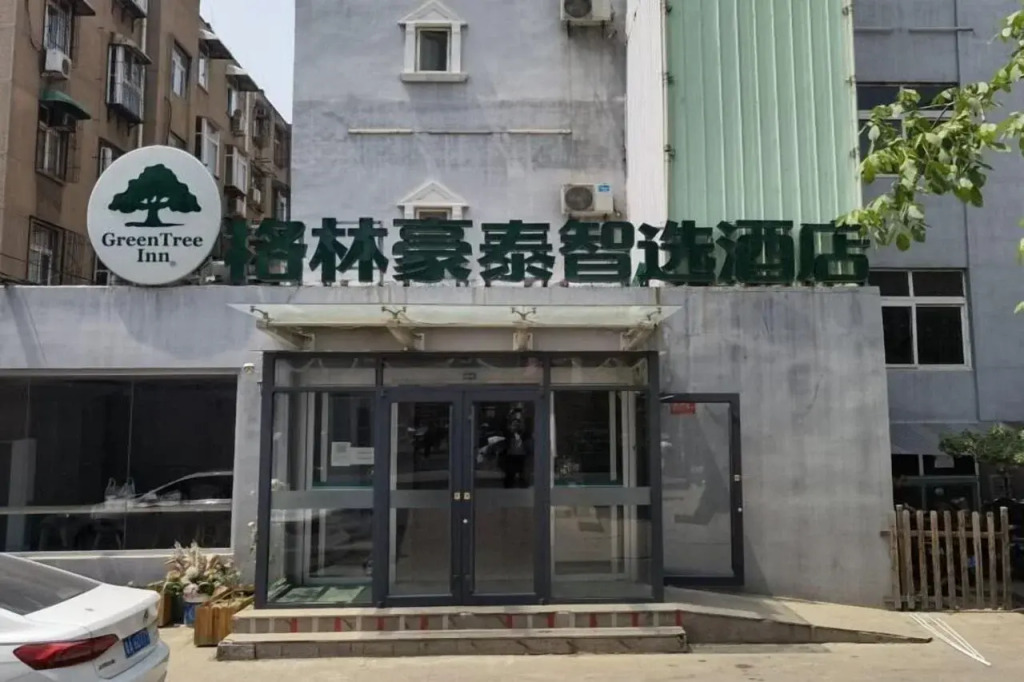 JUN Hotels Jinan Tianqiao District Railway Station Square