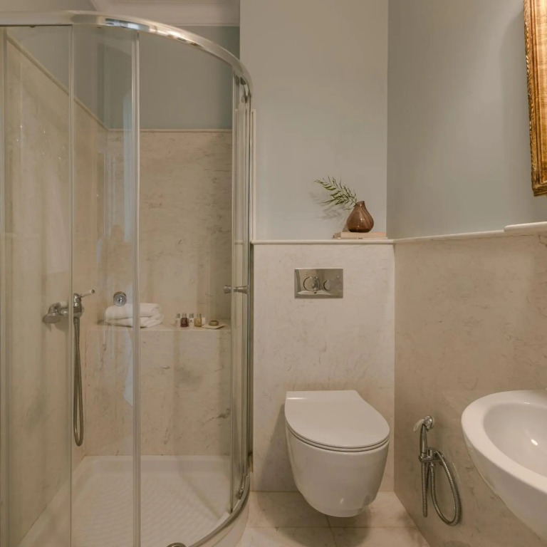 Noble Suites