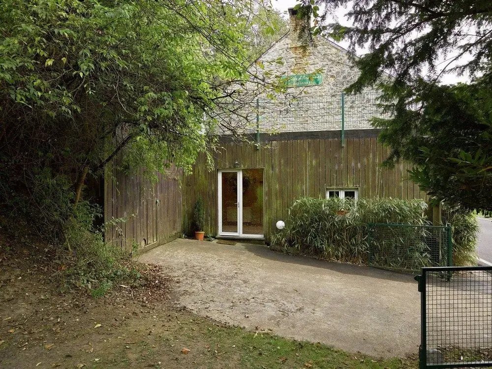 Spacious Family Home, Sosoye