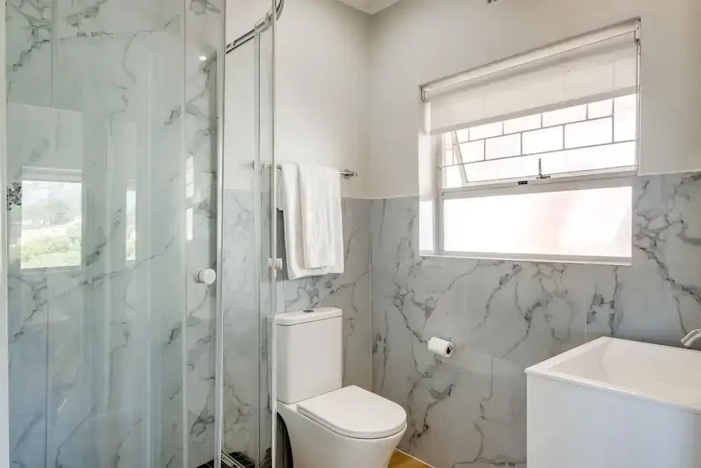 Ocean View 2 bed Apt in Camps Bay Skyline Heights