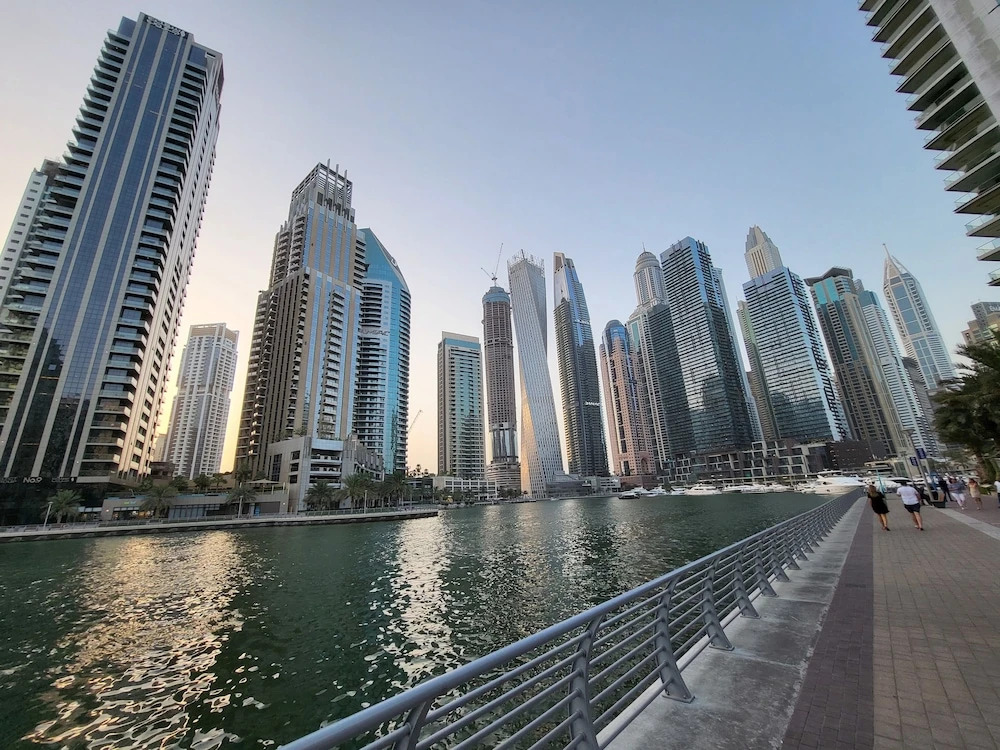 Хостел Business Backpackers JBR