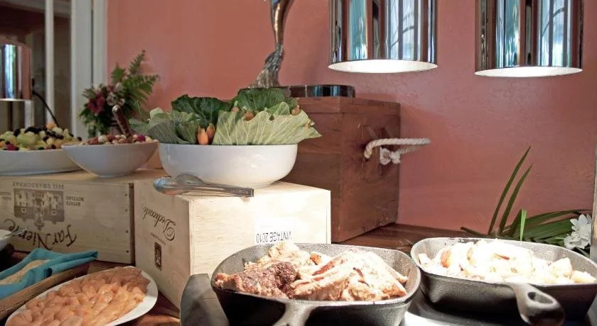 Palm Beach Hibiscus Bed & Breakfast