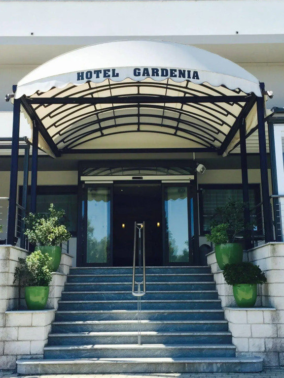 Отель Gardenia