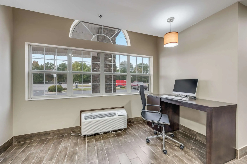 Microtel Inn & Suites by Wyndham