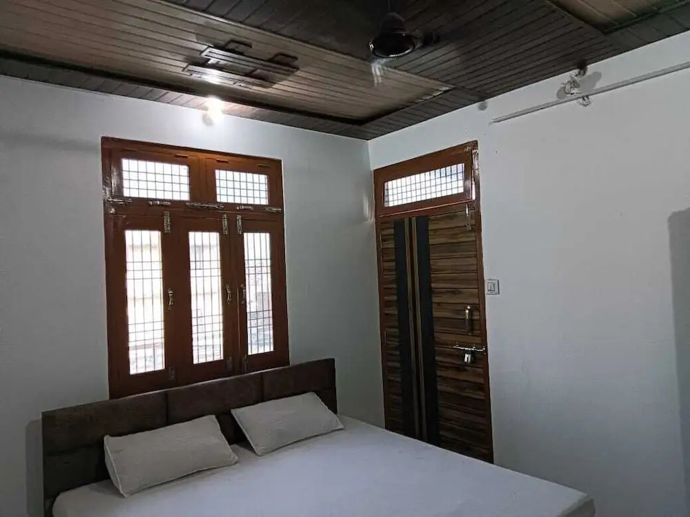 J K Palace Hotel Devkali Ayodhya