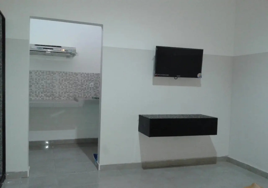 Gendis Hotel And Guest House