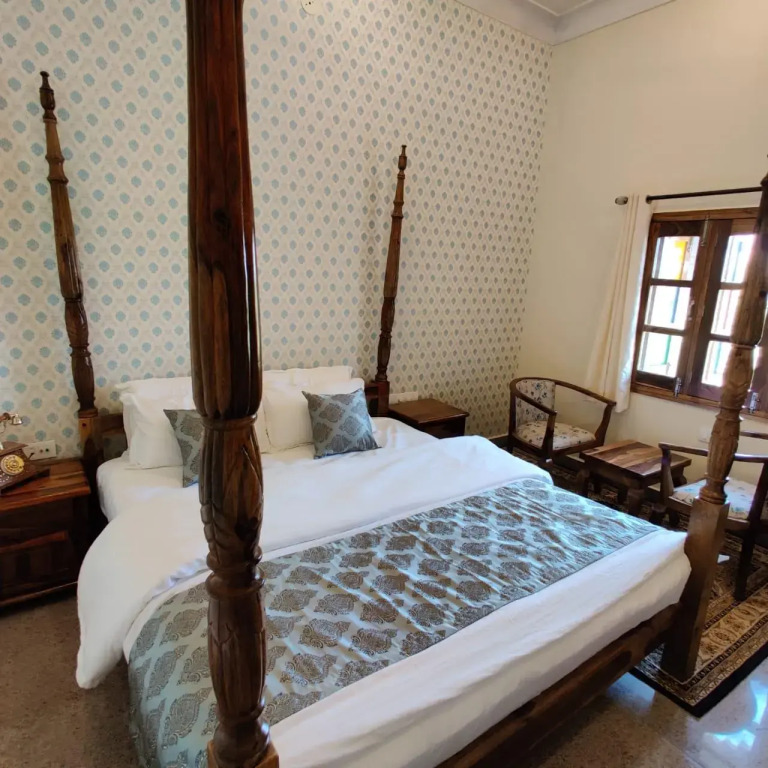 Rajasi Palace