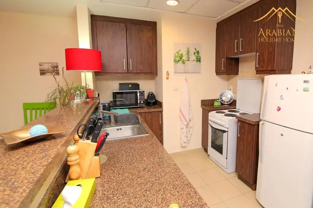 Cozy Studio in EXECUTIVE TOWER WEST HEIGHTS