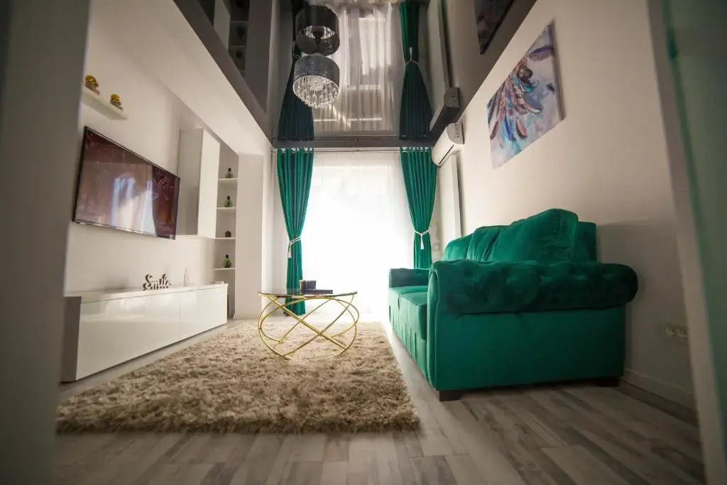 Toto’s Apartment