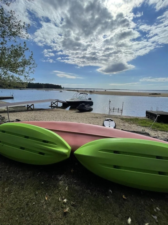 CAMP SANDBAR LIMIT 12
