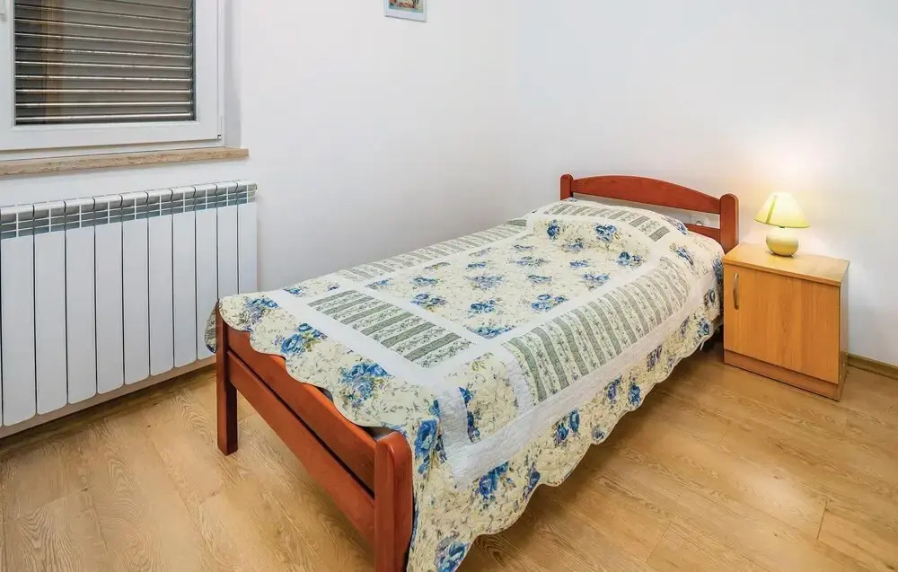 Awesome Home in Labin With Wifi and 5 Bedrooms