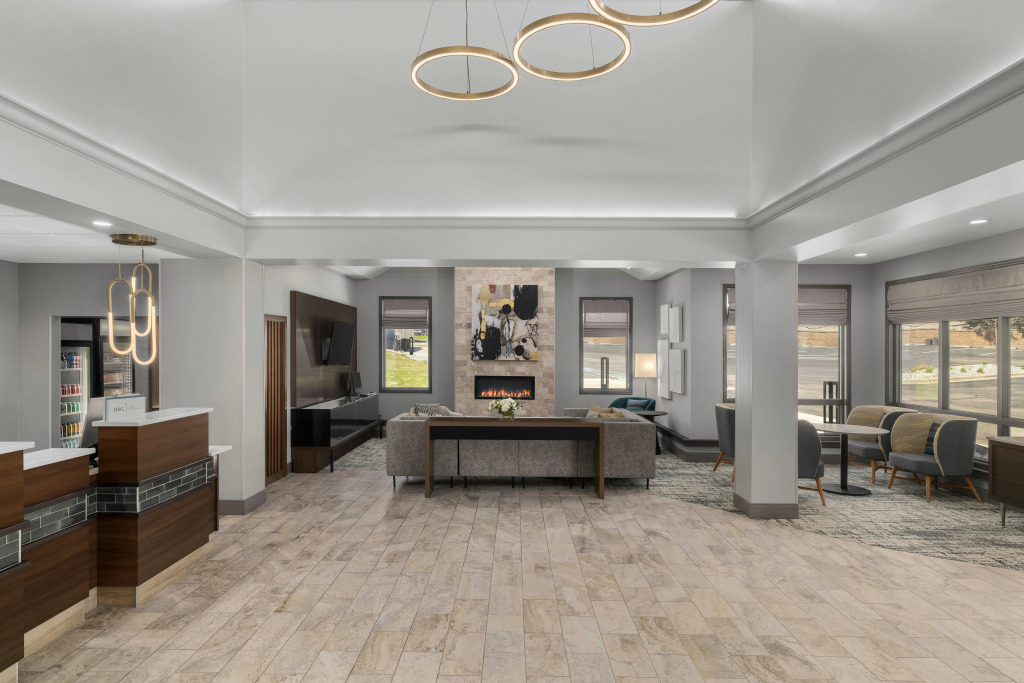 Holiday Inn Coralville - Iowa City by IHG