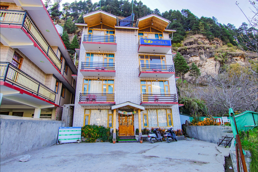 FabHotel Hillside View