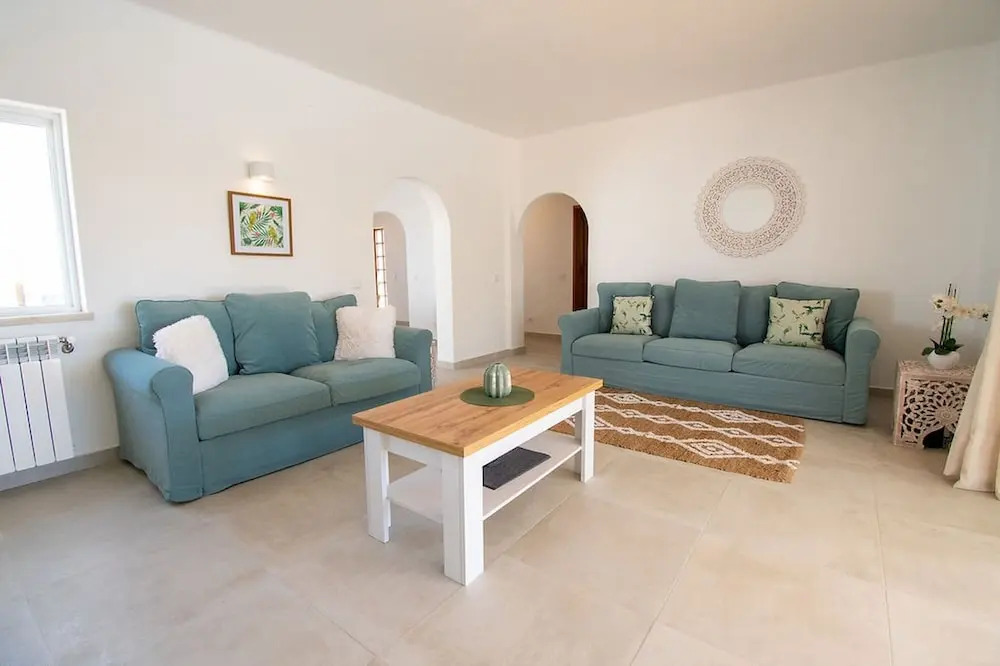 Pomba Beautifully Renovated With Heated Pool
