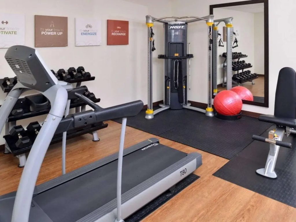 Comfort Inn & Suites Mandan - Bismarck