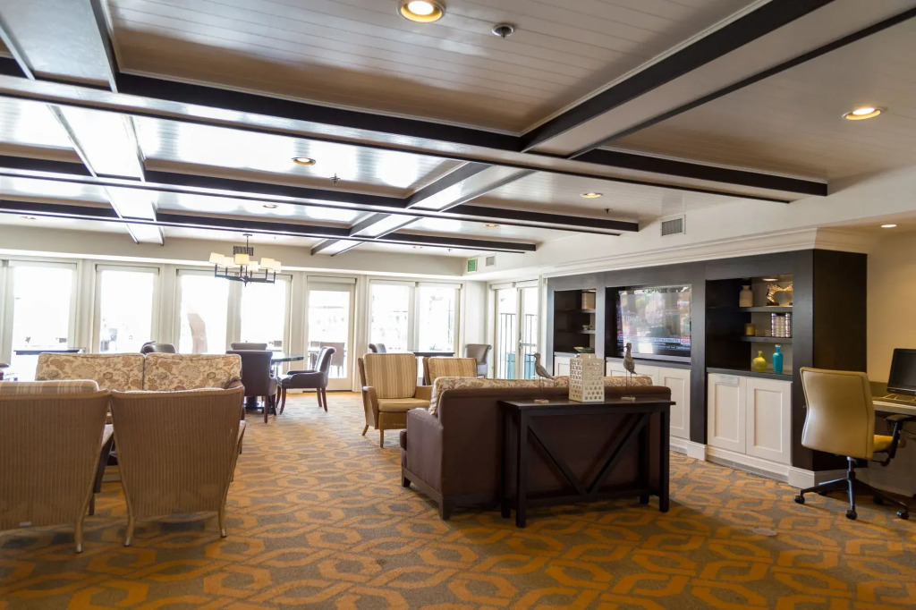 Carlsbad Inn Beach Resort