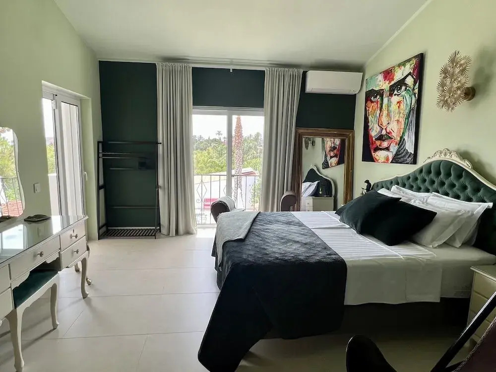 Palm View Guesthouse, adults only