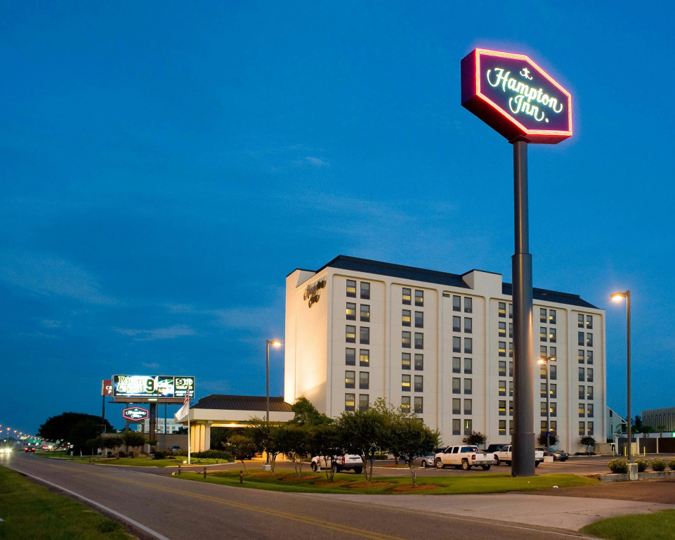 Hampton Inn I-10 & College Drive
