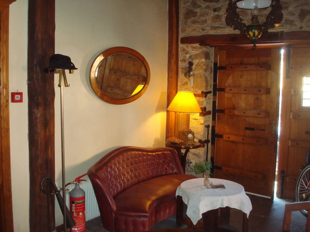Oikia Alexandrou Traditional Inn