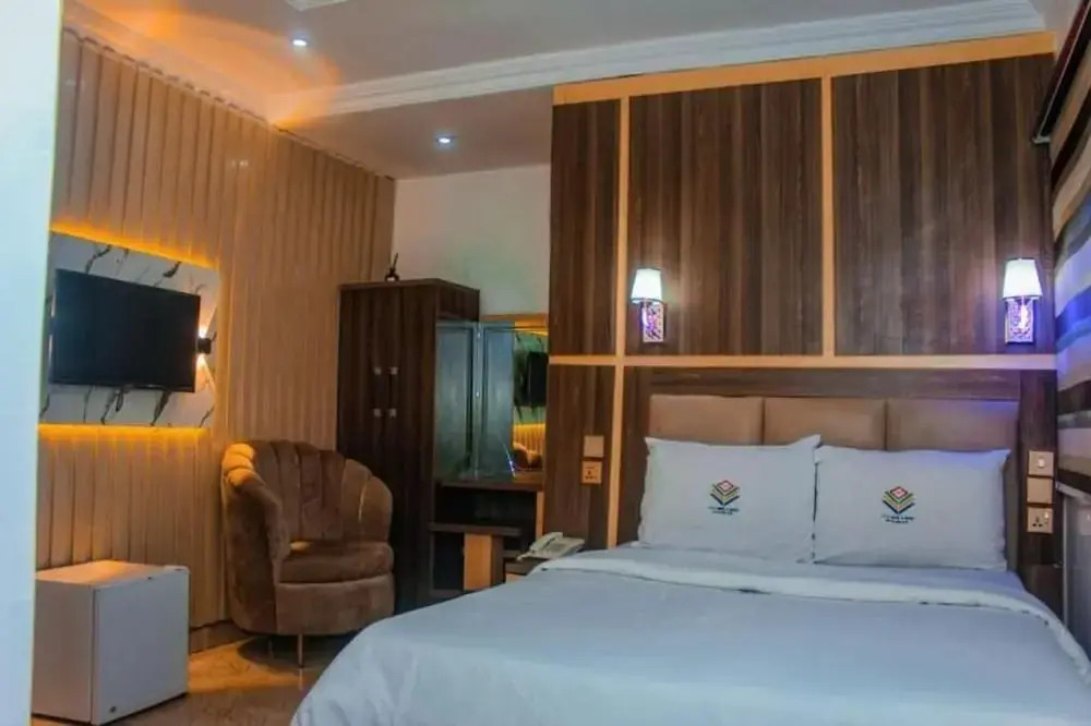 D&G Hotels & Suites