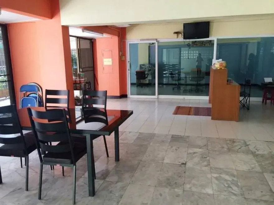 NIDA Rooms Chill Place