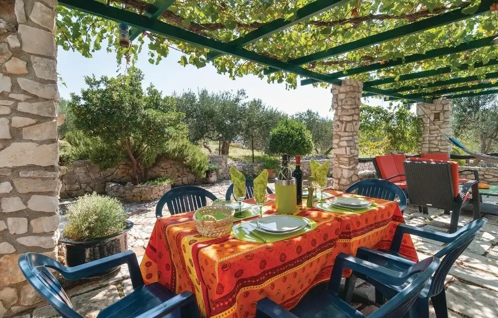 Stunning Home in Povlja With 1 Bedrooms and Wifi