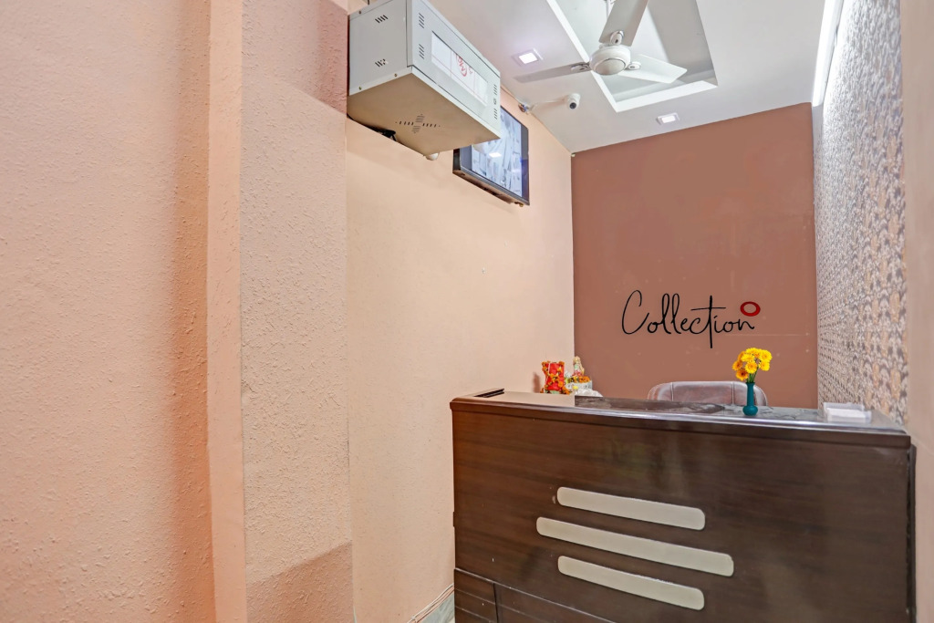 Collection O Nirvana Residency Near Lotus Temple