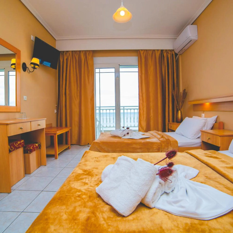 Hotel Themis