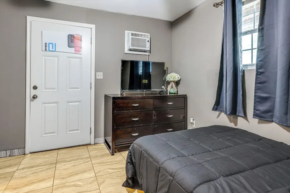 Private Patio & Yard: East Orlando Extended Stay
