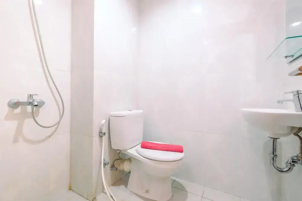 Nice And Comfortable Studio Evenciio Margonda Apartment