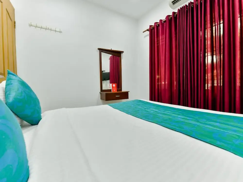 Townhouse City Center Ernakulam